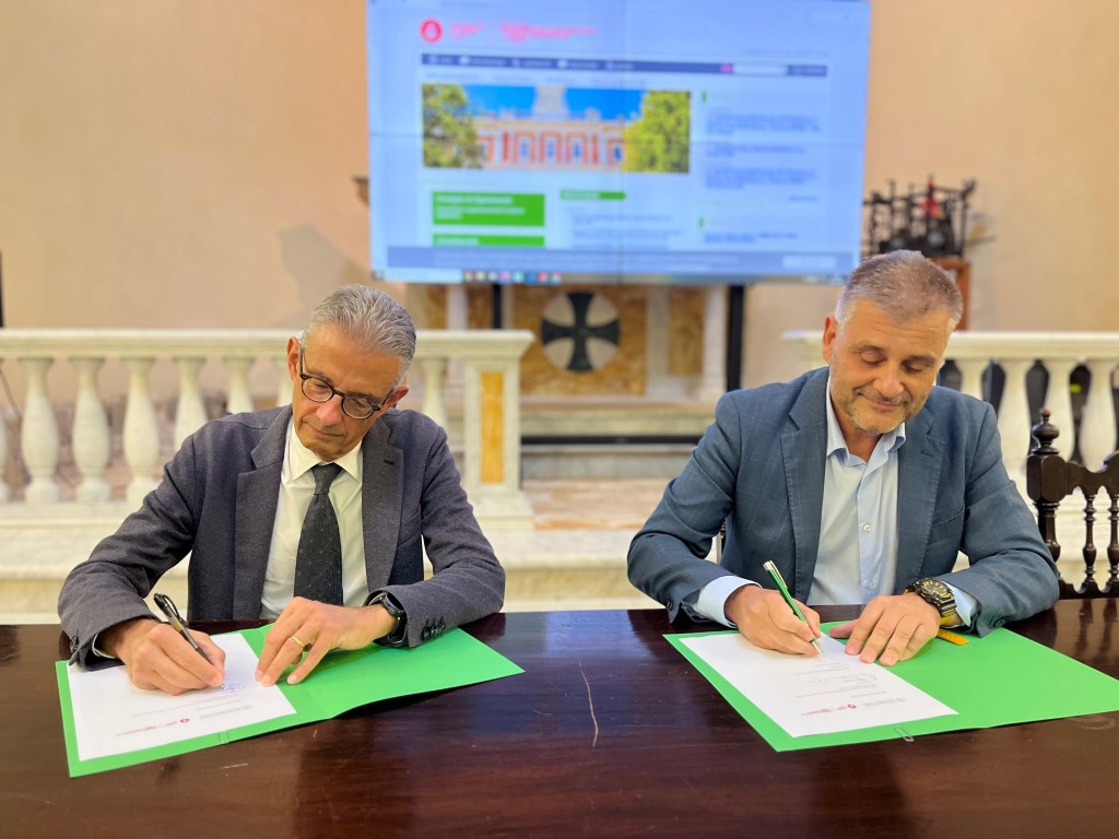 firma accordo con unisi (3)